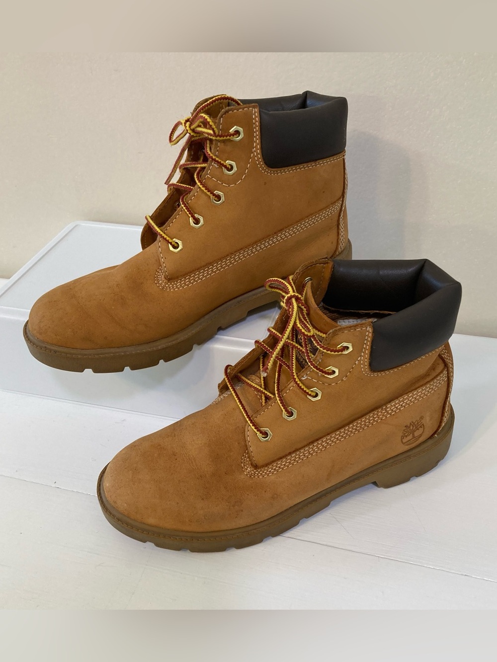 Timberland Waterproof 6 Inch Boys Boots Sz 4 Wheat Nubuck Leather